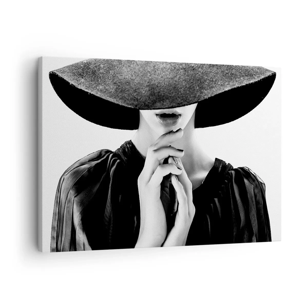 Tablou pe pânză Canvas - Femeie elegantă cu o pălărie mare în nuanțe de alb și negru - 70x50cm - Frumusețea ascunsă - Decorațiune modernă pentru perete pentru living și dormitor ARTTOR