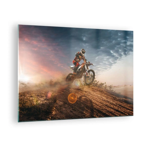 Tablou pe sticlă - Motociclist în deșert într-un cadru dinamic - 70x50cm - Pentru victorie - Decorațiune modernă pentru perete pentru living și dormitor ARTTOR