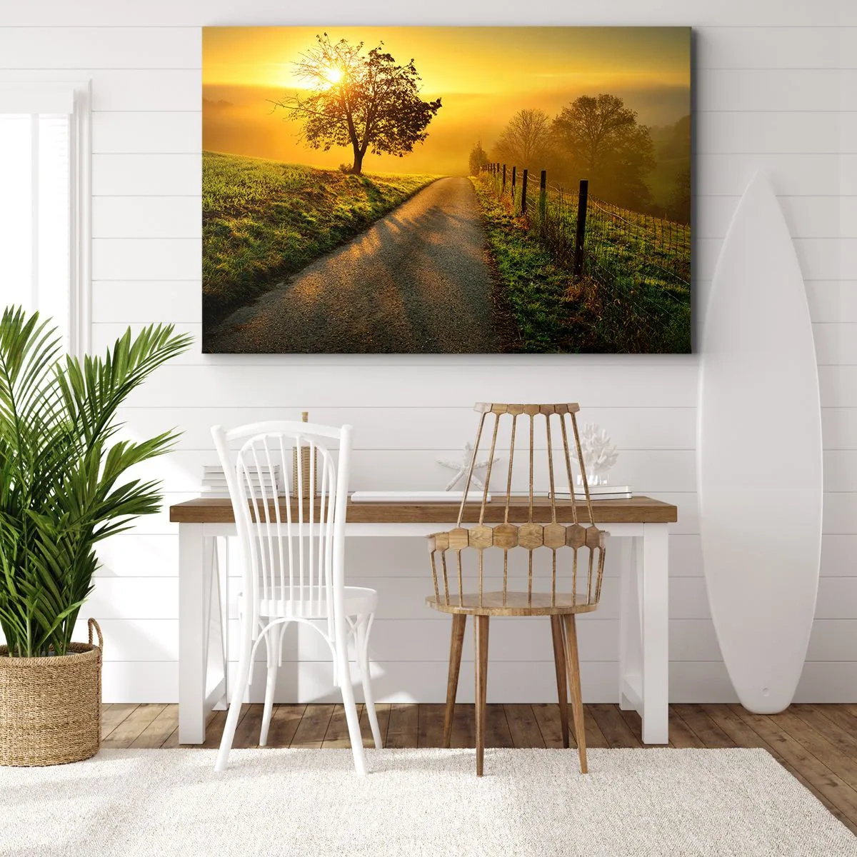 Tablou pe pânză Canvas - Un drum pitoresc la apus, cu un copac singuratic în fundal - 70x50cm - O după-amiază de miel - Decorațiune modernă pentru perete pentru living și dormitor ARTTOR