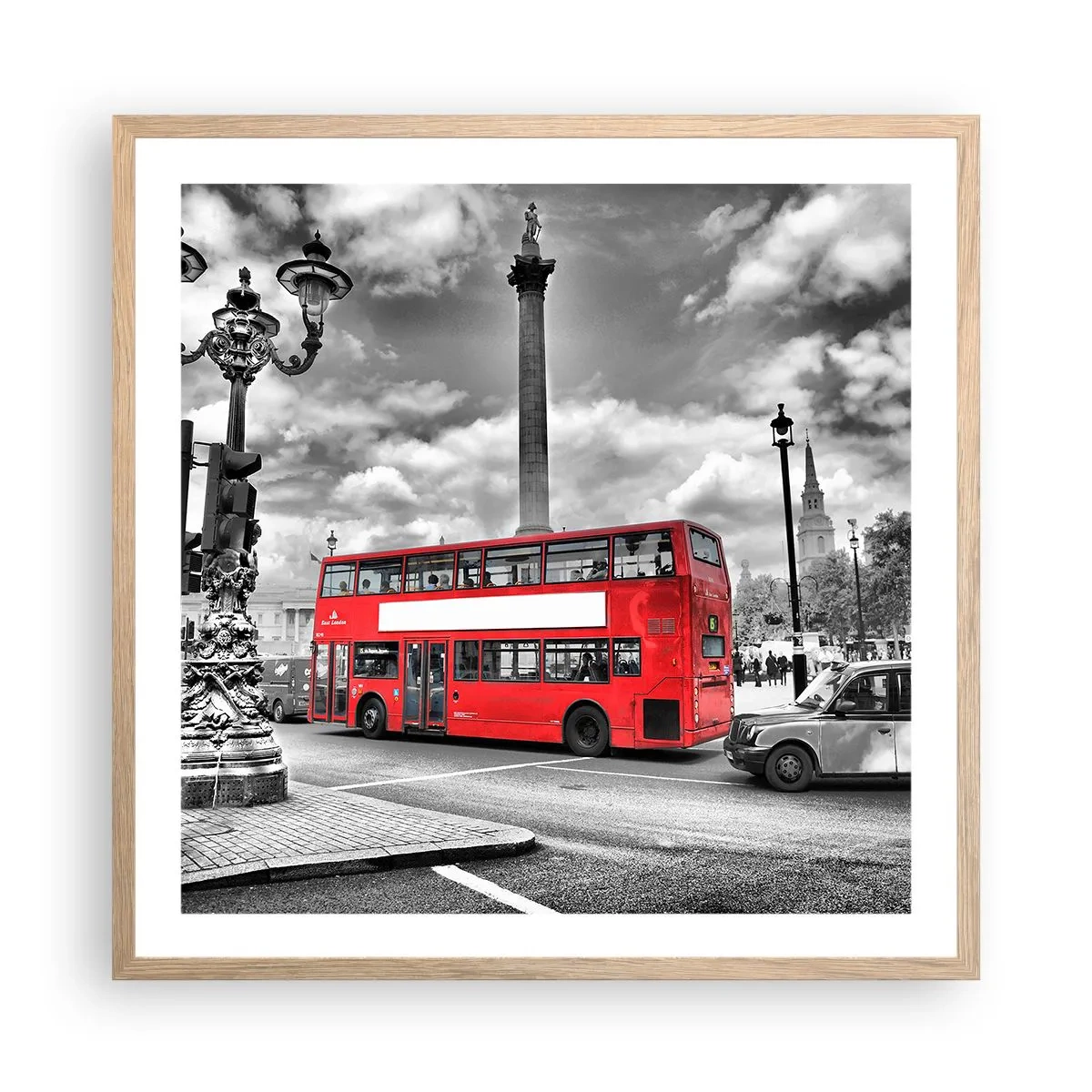 Poster în ramă de stejar deschis - Adevărata forță vitală a orașului - 60x60 cm