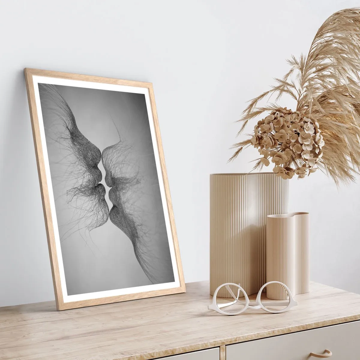 Poster în ramă de stejar deschis - Sărutul vântului - 70x100 cm