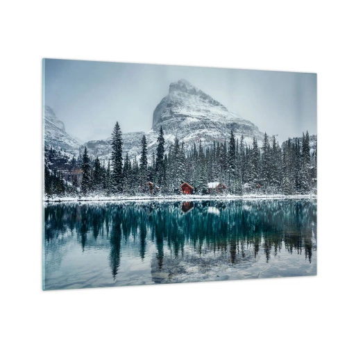 Tablou pe sticlă - Peisaj de iarnă cu munți, pădure și căsuțe pe malul lacului - 70x50cm - Refugiu canadian - Decorațiune modernă pentru perete pentru living și dormitor ARTTOR