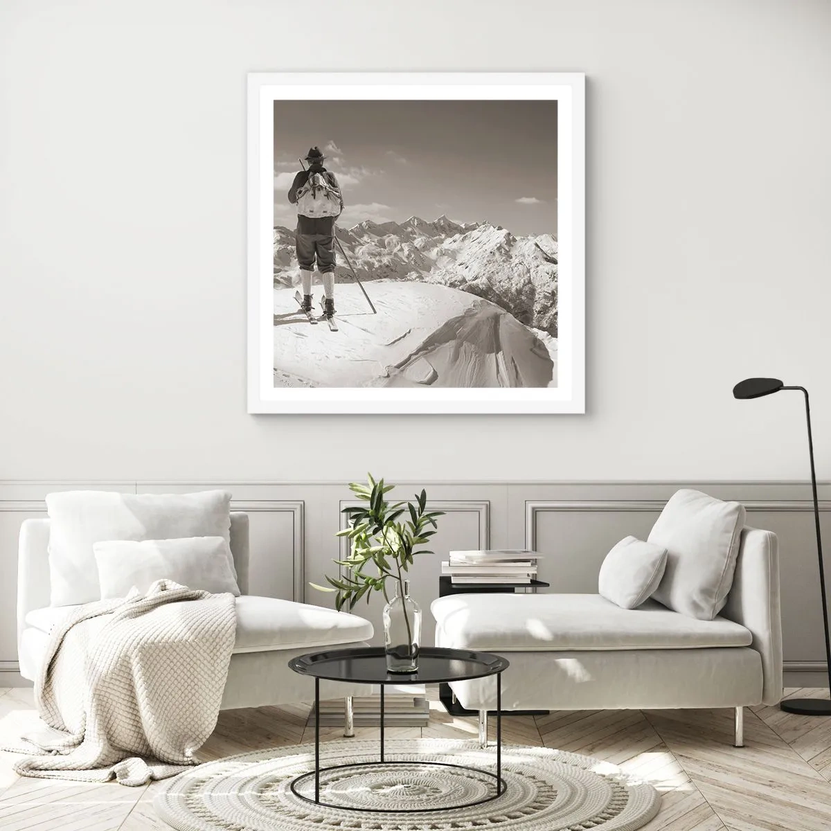 Poster în ramă albă - Și munții sunt la fel - 40x40 cm
