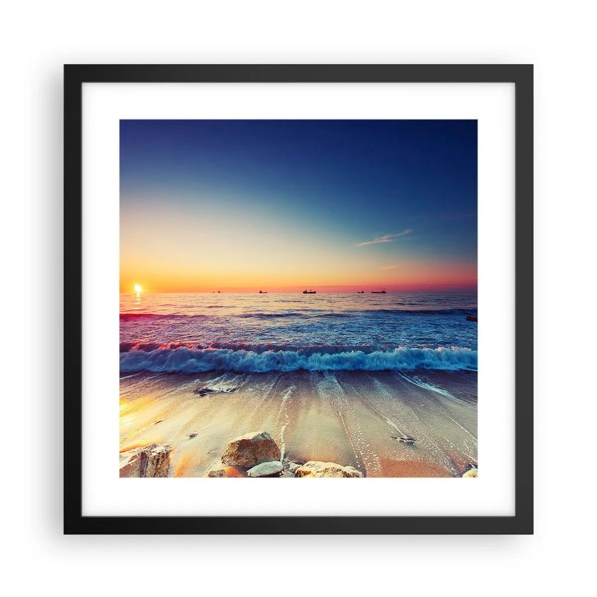 Poster în ramă neagră - Și ce este dincolo de orizont? - 40x40 cm