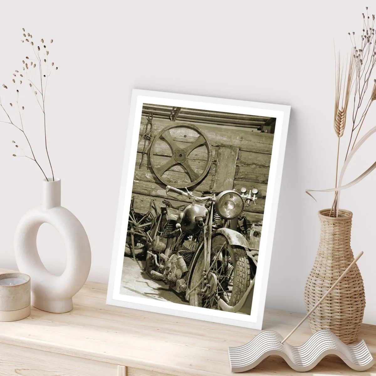 Poster în ramă albă - În șopronul unchiului Vlad - 30x40 cm