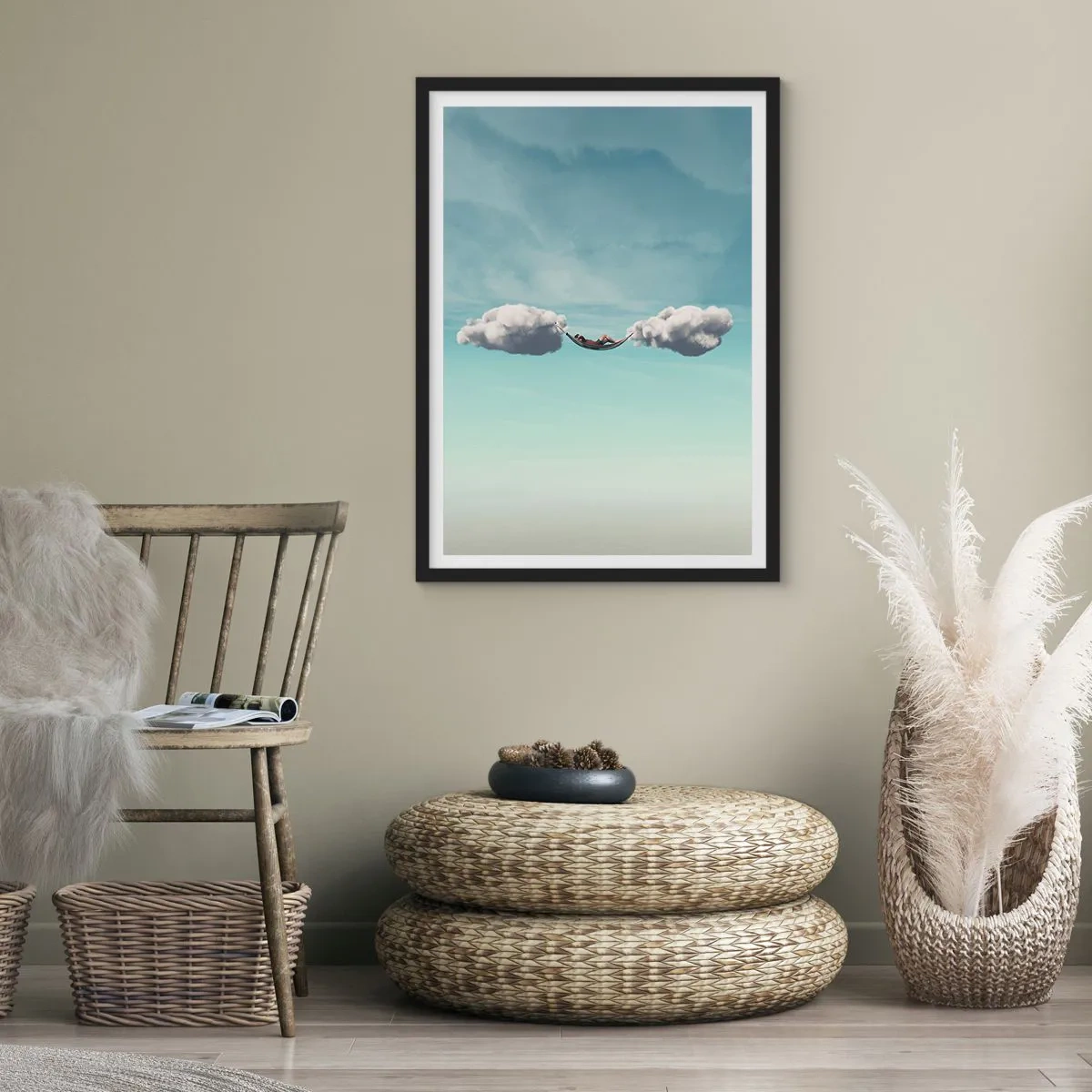 Poster în ramă neagră - Un hamac suspendat între doi nori pe cer - 50x70cm - Fericirea momentului - Decorațiune modernă pentru perete pentru living și dormitor ARTTOR