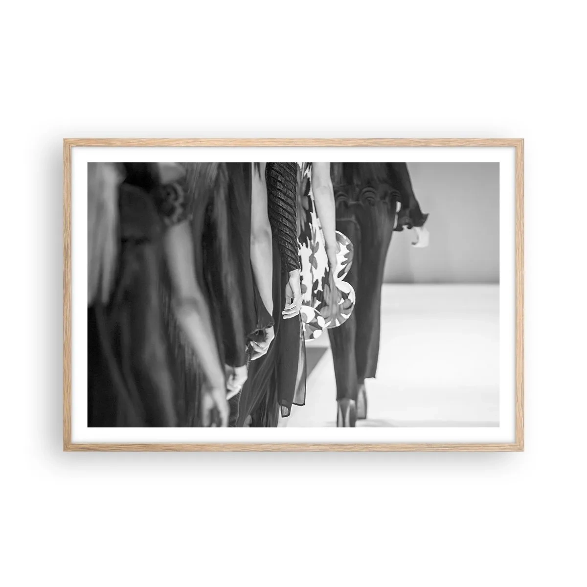 Poster în ramă de stejar deschis - Paradă elegantă - 91x61 cm