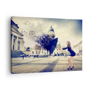 Tablou pe pânză Canvas - O femeie cu o umbrelă într-o compoziție artistică pe un fundal urban - 70x50cm - Există un astfel de vânt... - Decorațiune modernă pentru perete pentru living și dormitor ARTTOR
