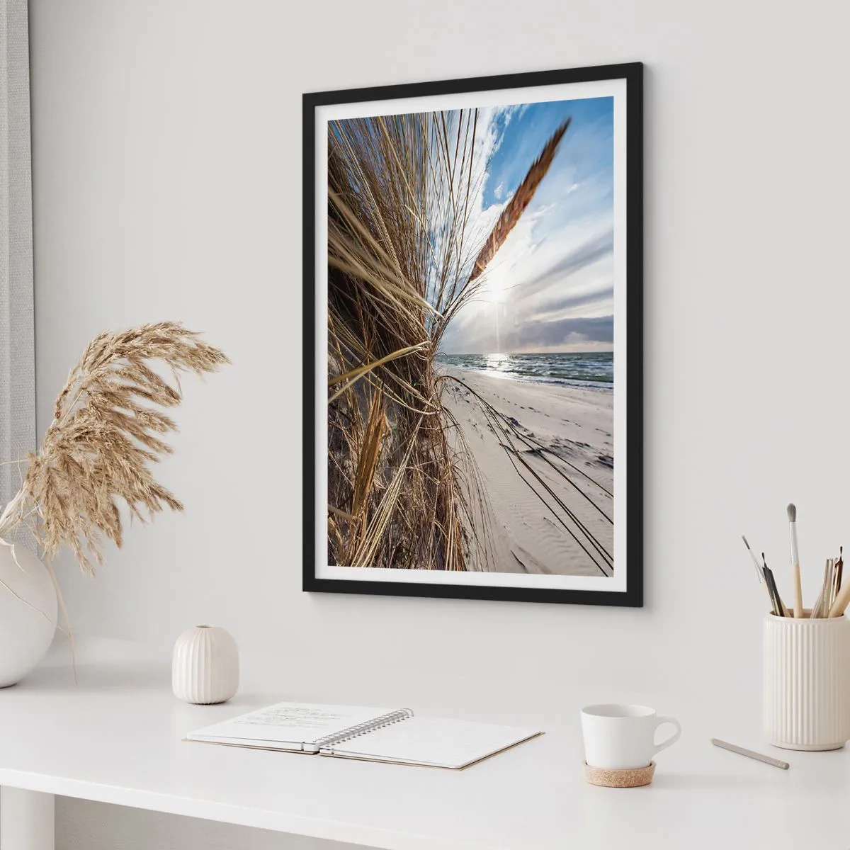 Poster în ramă neagră - O întâlnire a elementelor - 70x100 cm