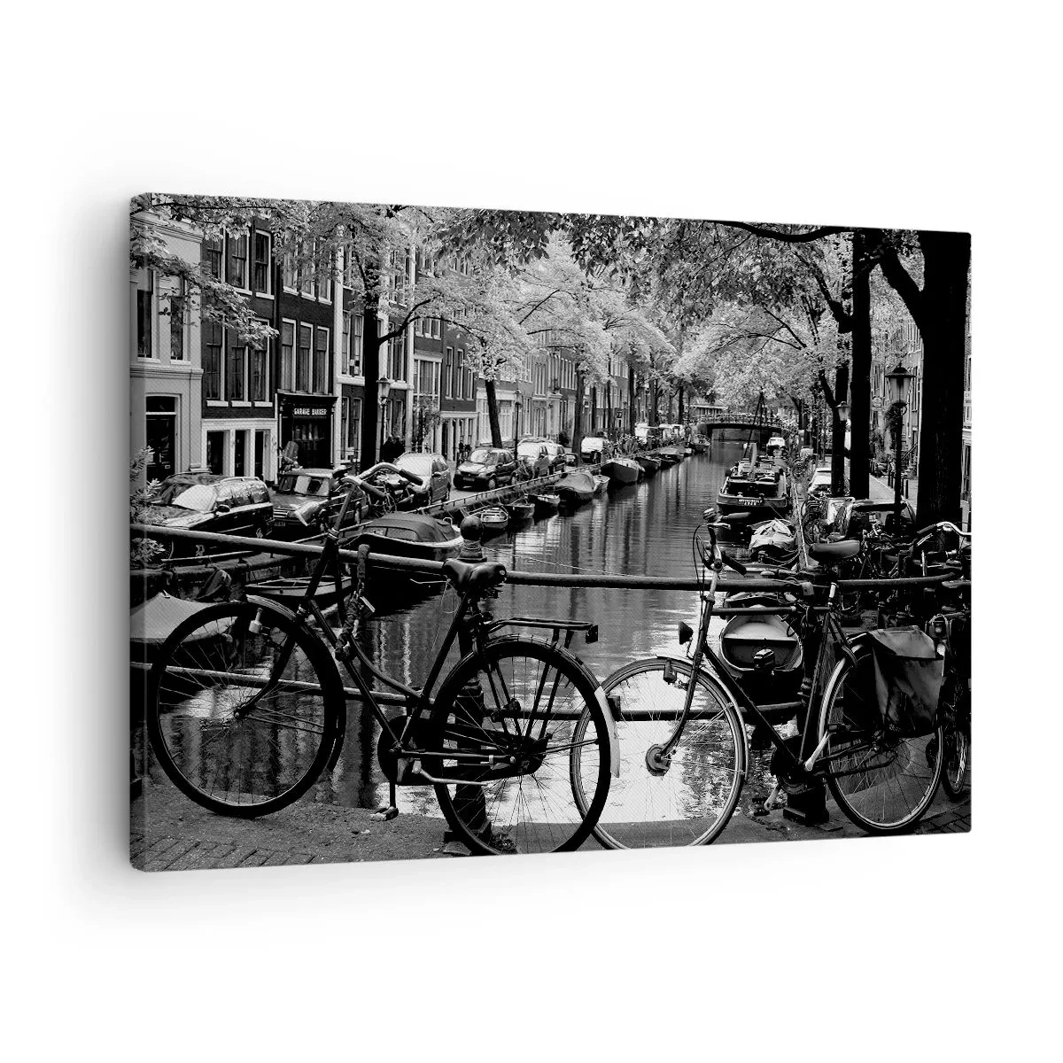 Tablou pe pânză Canvas - Canal cu biciclete în fotografie alb-negru - 70x50cm - O perspectivă foarte olandeză - Decorațiune modernă pentru perete pentru living și dormitor ARTTOR