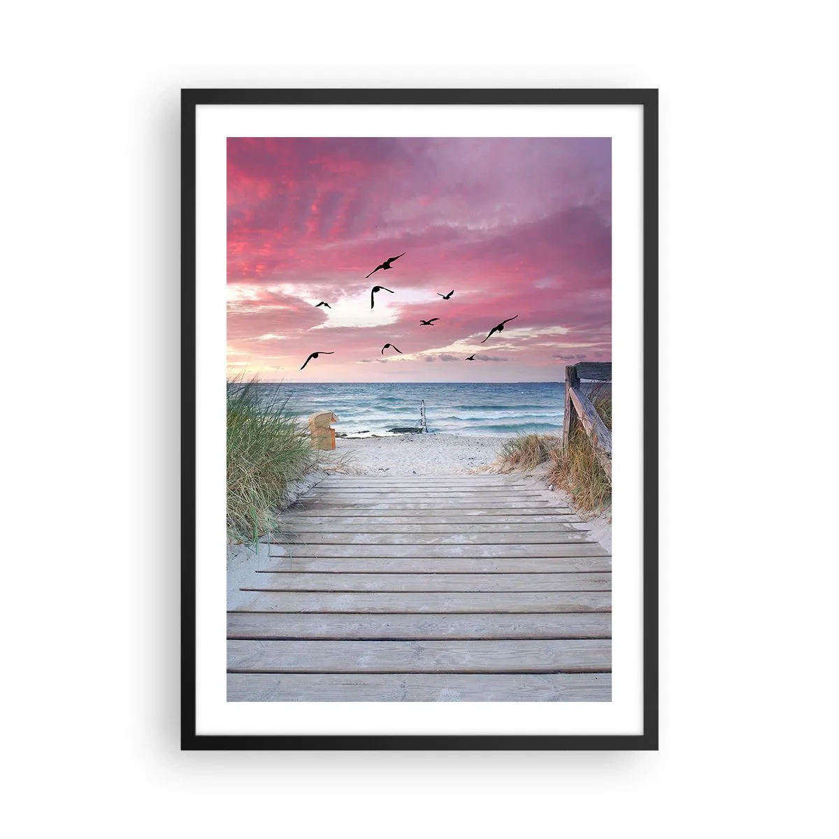 Poster în ramă neagră - Cale de lemn pe plajă cu vedere la mare la apus - 50x70cm - Impresie baltică - Decorațiune modernă pentru perete pentru living și dormitor ARTTOR