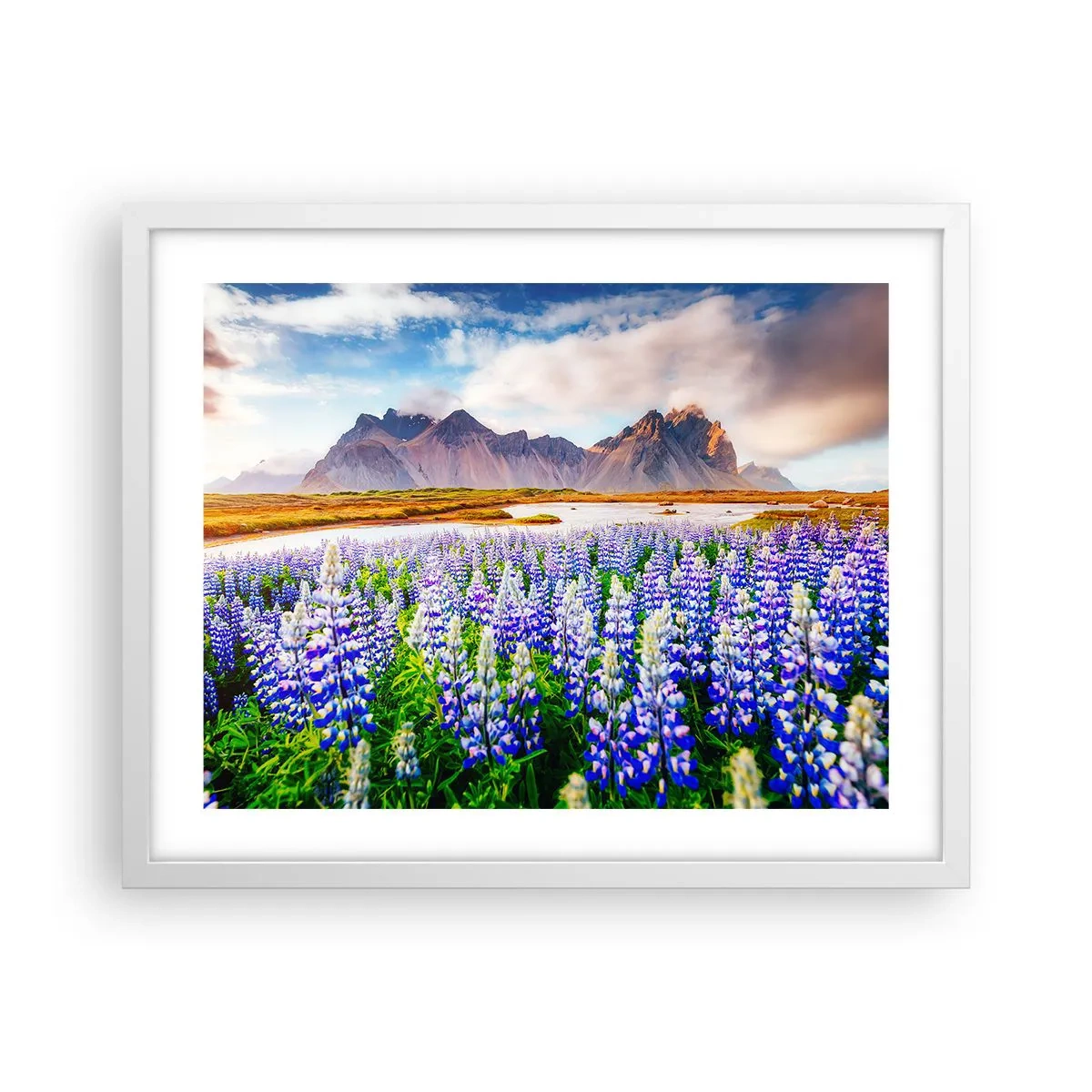 Poster în ramă albă - Putere și severitate alături de blândețe - 50x40 cm