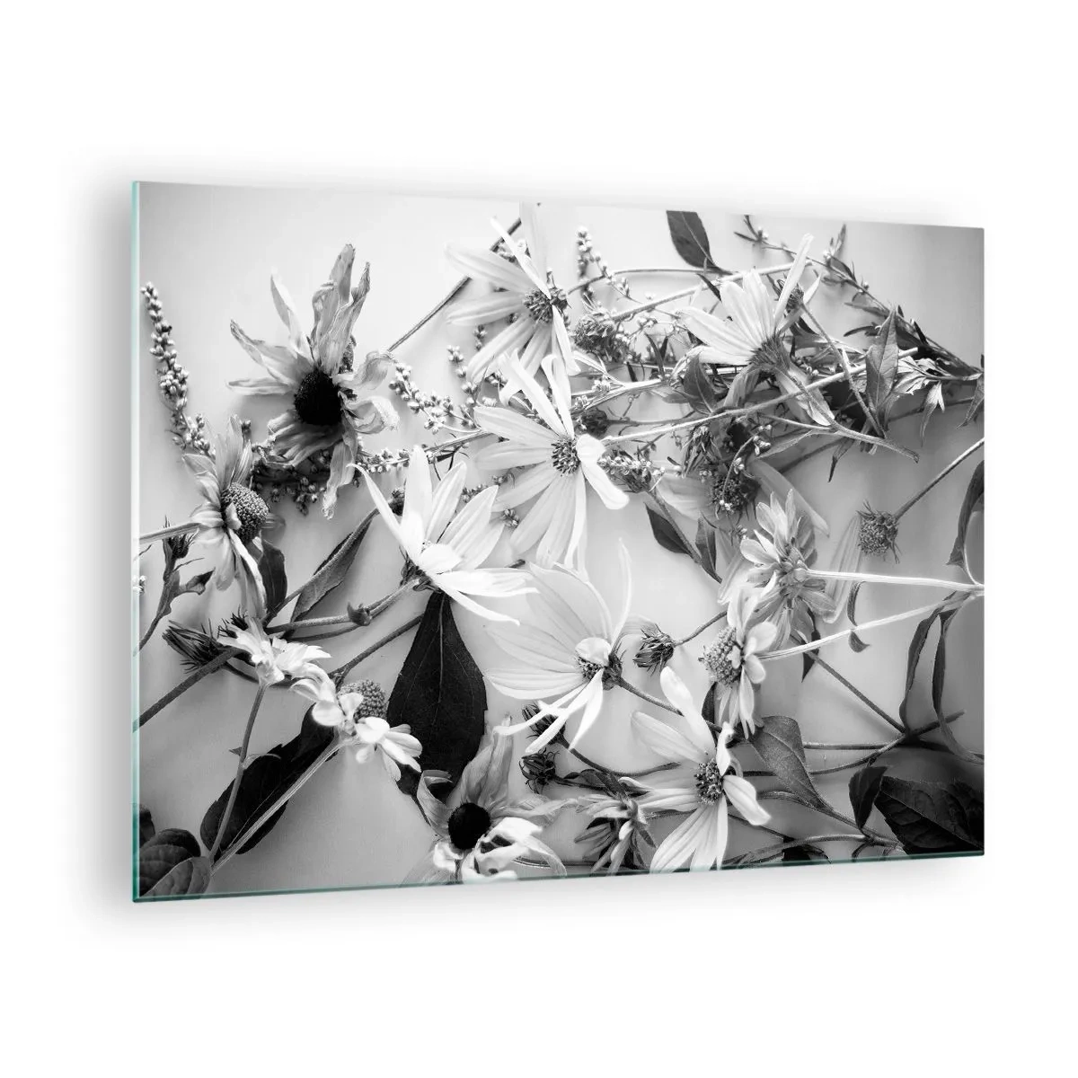 Tablou pe sticlă - Flori albe și negre împrăștiate într-un aranjament artistic - 70x50cm - Un altfel de buchet - Decorațiune modernă pentru perete pentru living și dormitor ARTTOR