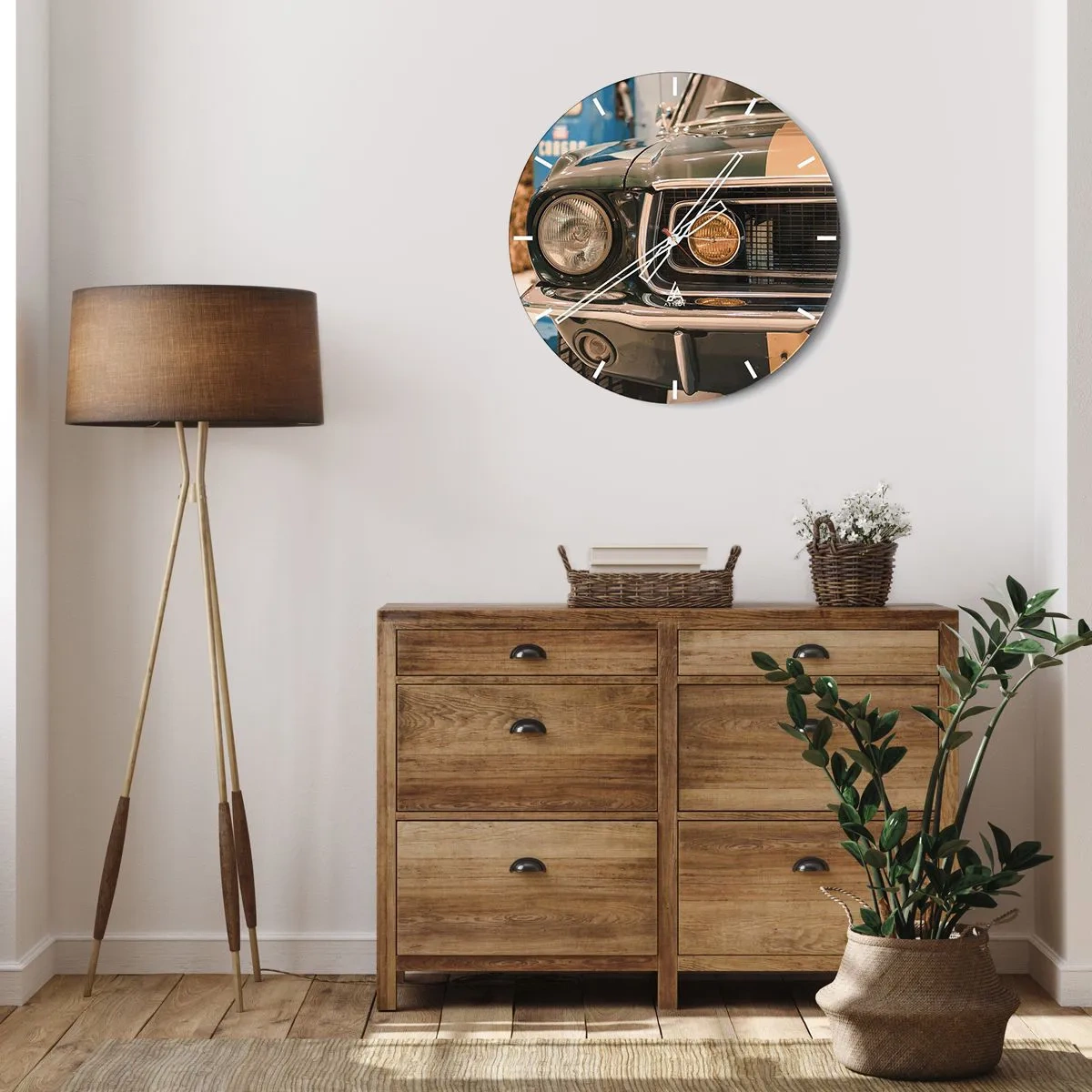 Ceas de perete - Ceas pe sticlă - Prim-plan al unei mașini clasice americane musculare - 30x30cm - Întâlnire cu o legendă - Decorațiune modernă pentru perete pentru living, bucătărie și dormitor ARTTOR