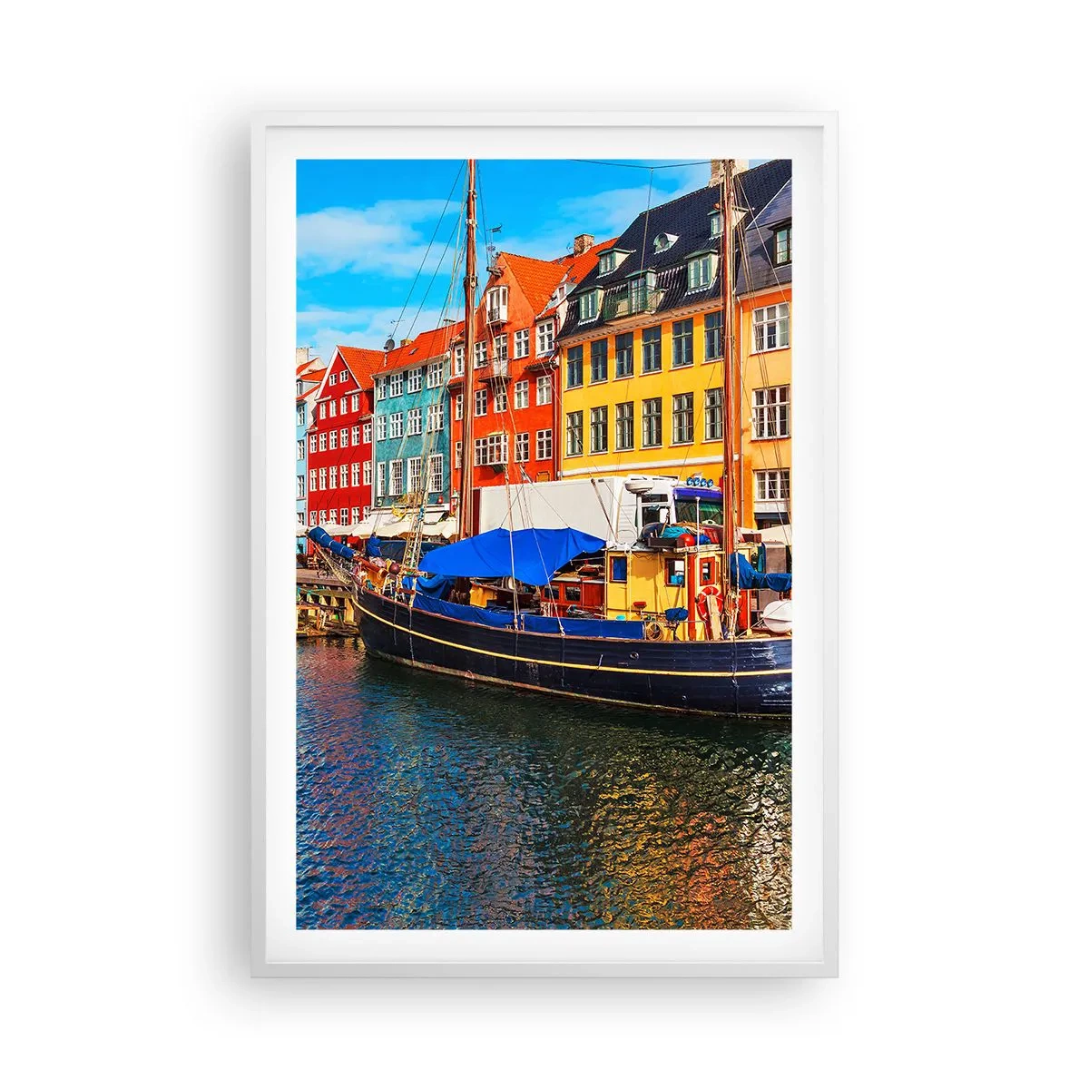 Poster în ramă albă - Portul vesel - 61x91 cm