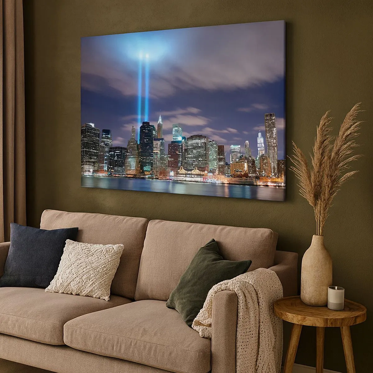 Tablou pe pânză Canvas - Panoramă nocturnă a orașului cu două fascicule strălucitoare de lumină pe cer - 70x50cm - Întinde-te spre cer cu lumină - Decorațiune modernă pentru perete pentru living și dormitor ARTTOR