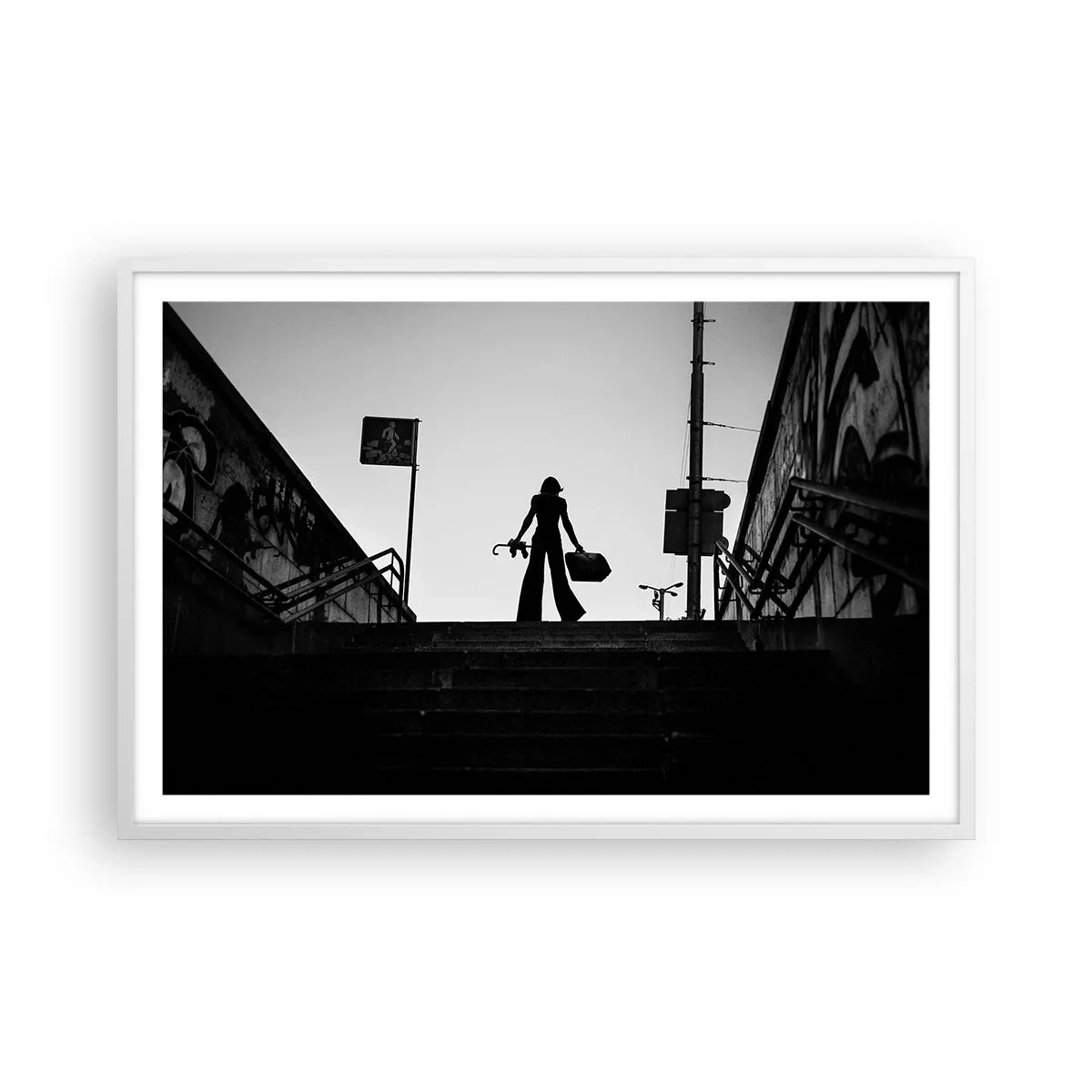 Poster în ramă albă - Rătăcire urbană - 91x61 cm