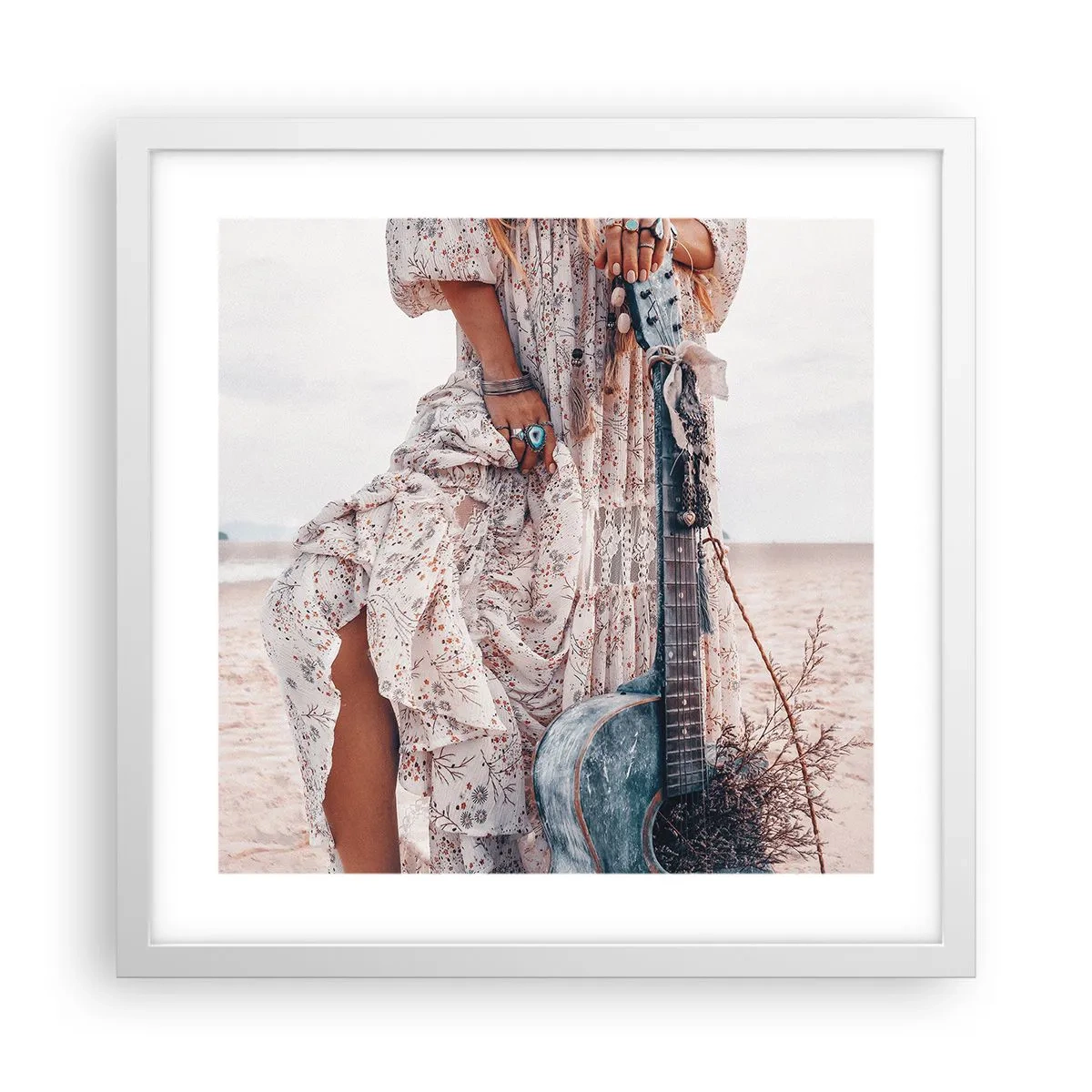 Poster în ramă albă - Hippie pe drum - 40x40 cm