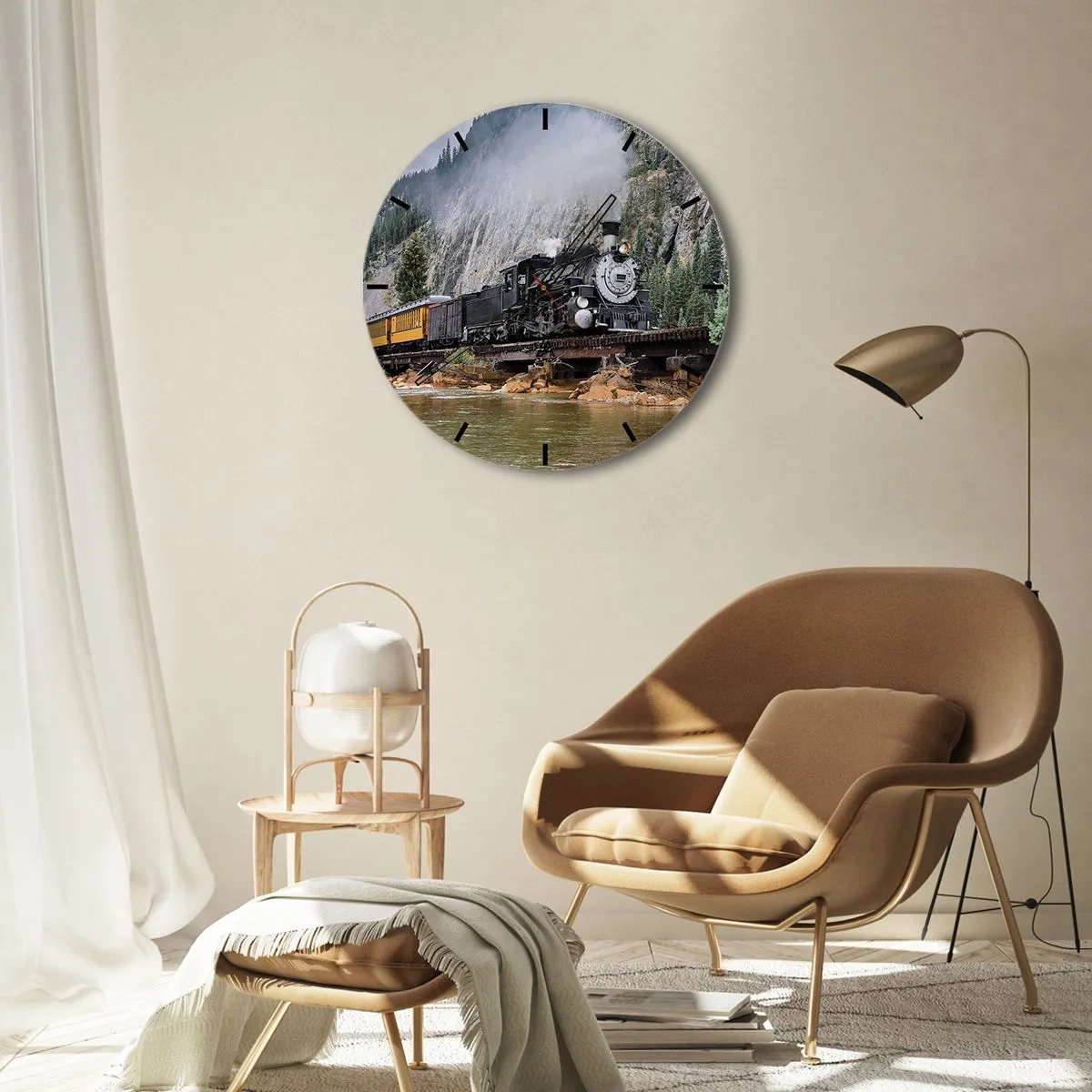 Ceas de perete - Ceas pe sticlă - O locomotivă cu aburi pe un pod într-un peisaj montan peste un râu - 30x30cm - Și încotro? Unde? - Decorațiune modernă pentru perete pentru living, bucătărie și dormitor ARTTOR