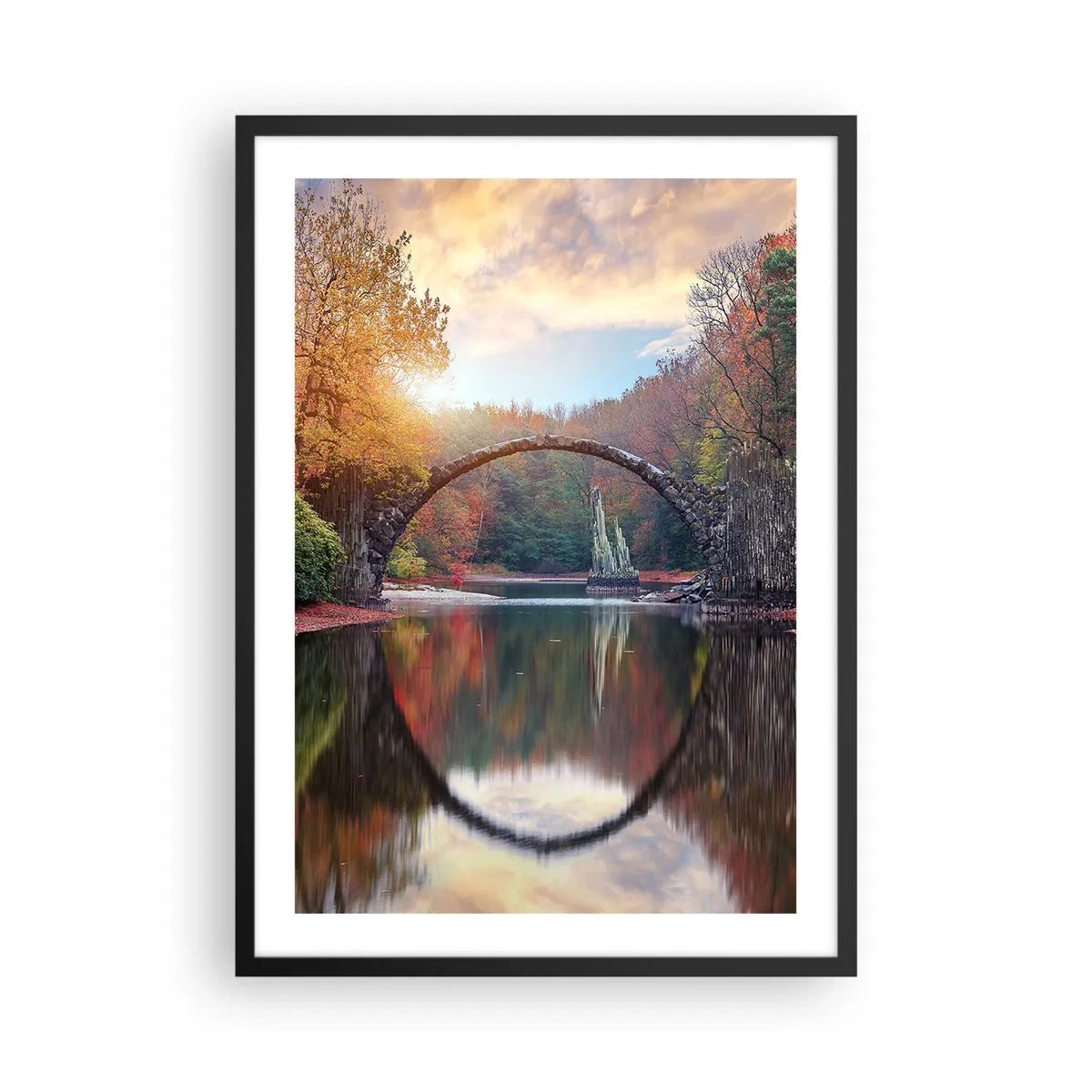 Poster în ramă neagră - Un pod de piatră peste un lac într-un peisaj de toamnă - 50x70cm - De cealaltă parte a oglinzii - Decorațiune modernă pentru perete pentru living și dormitor ARTTOR