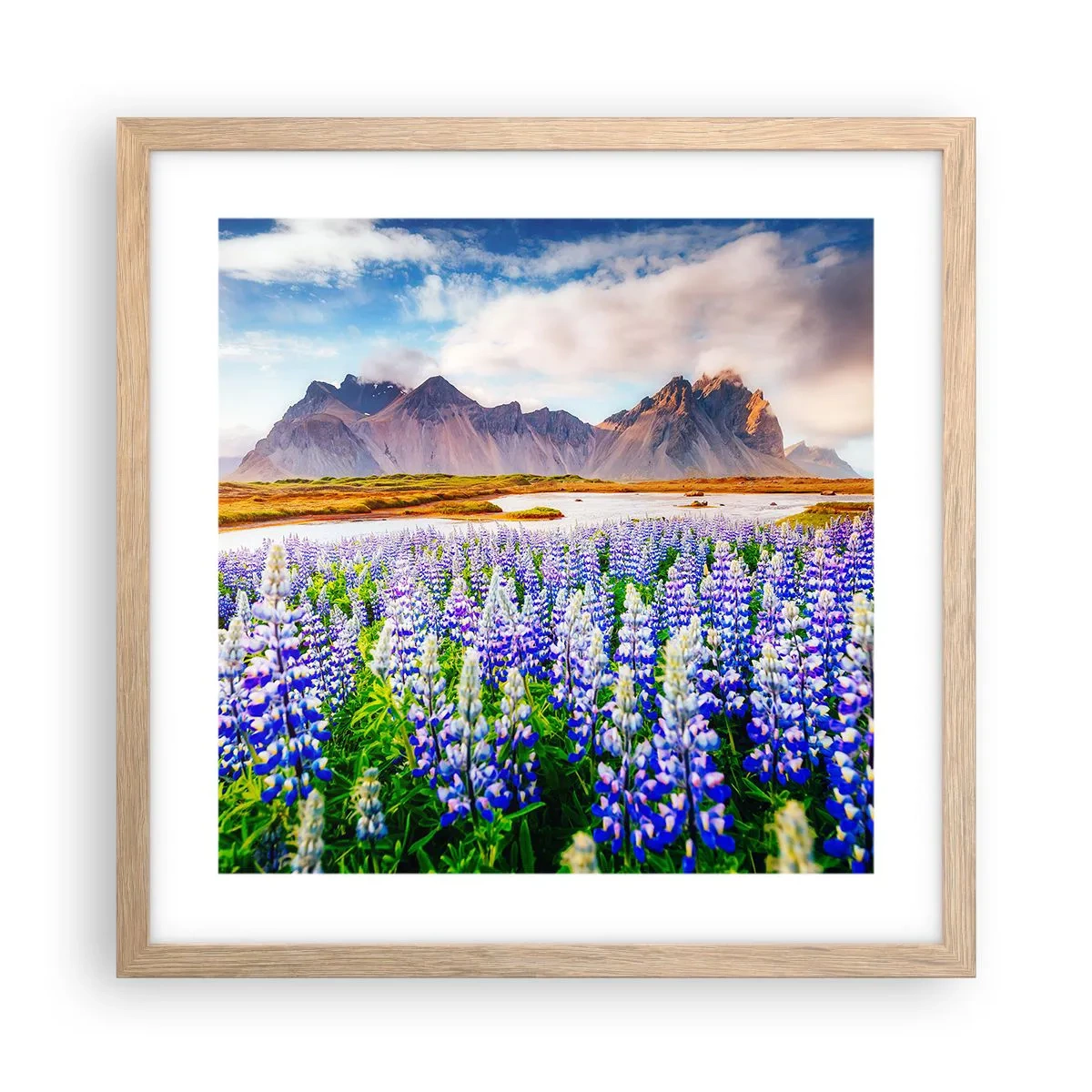 Poster în ramă de stejar deschis - Putere și severitate alături de blândețe - 40x40 cm