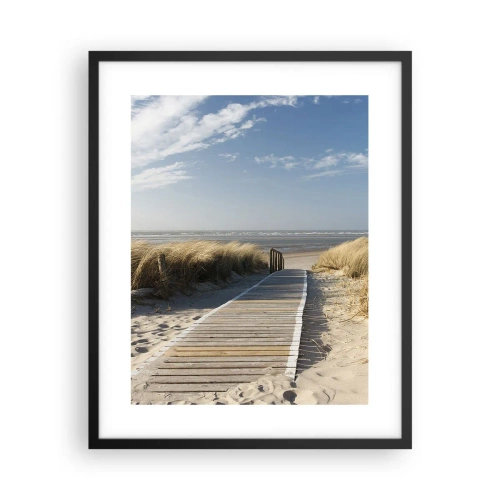 Poster în ramă neagră - În spatele dunei, în zumzetul ierbii - 40x50 cm