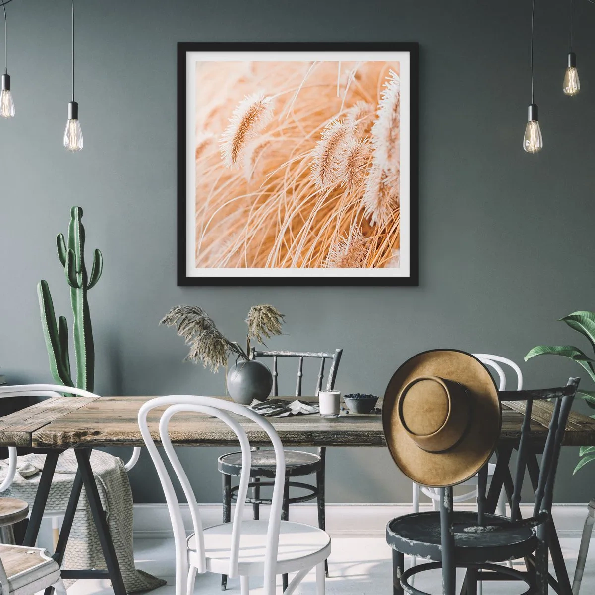 Poster în ramă neagră - Foșnetul auriu al ierburilor - 60x60 cm