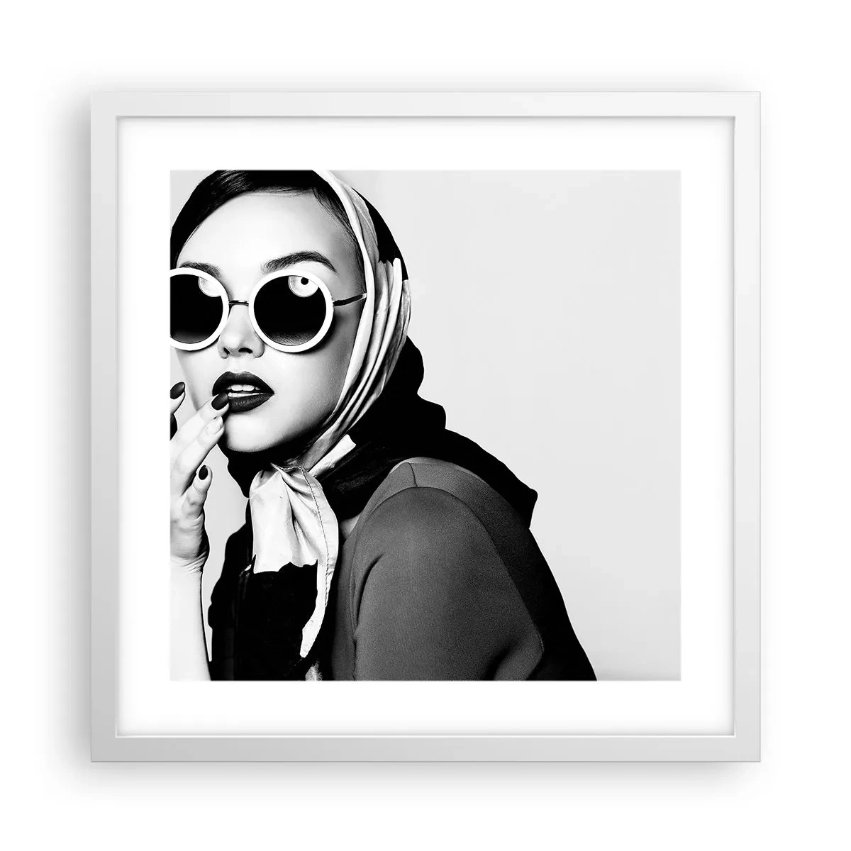 Poster în ramă albă - Salutări din anii `60. - 40x40 cm