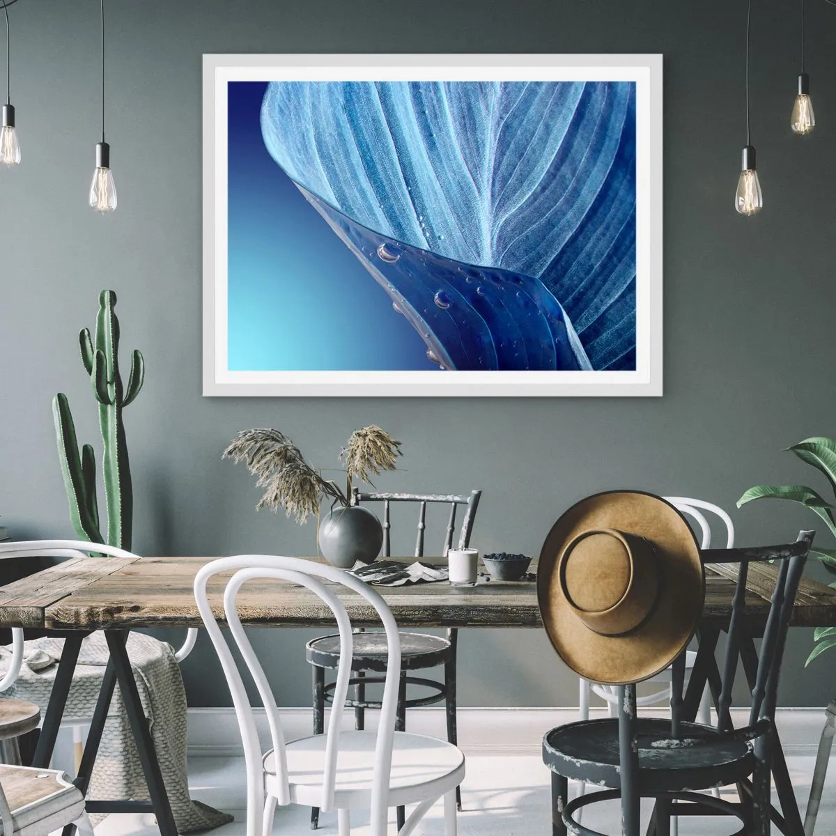 Poster în ramă albă - Picături ascunse de albastru - 100x70 cm