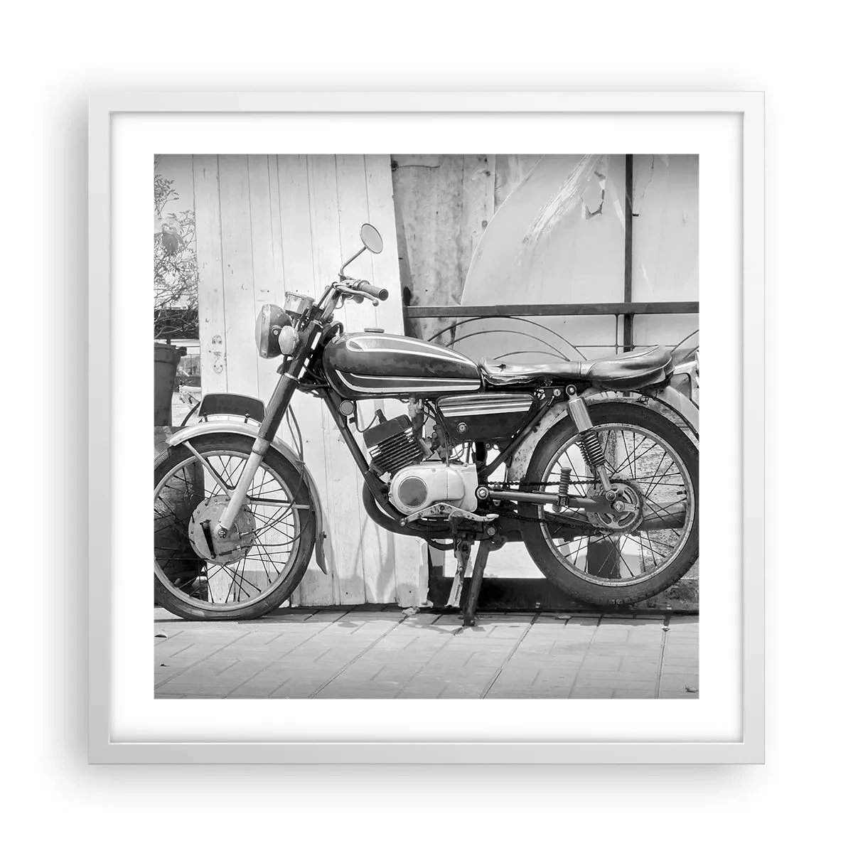 Poster în ramă albă - Clasicul înainte de toate - 50x50 cm