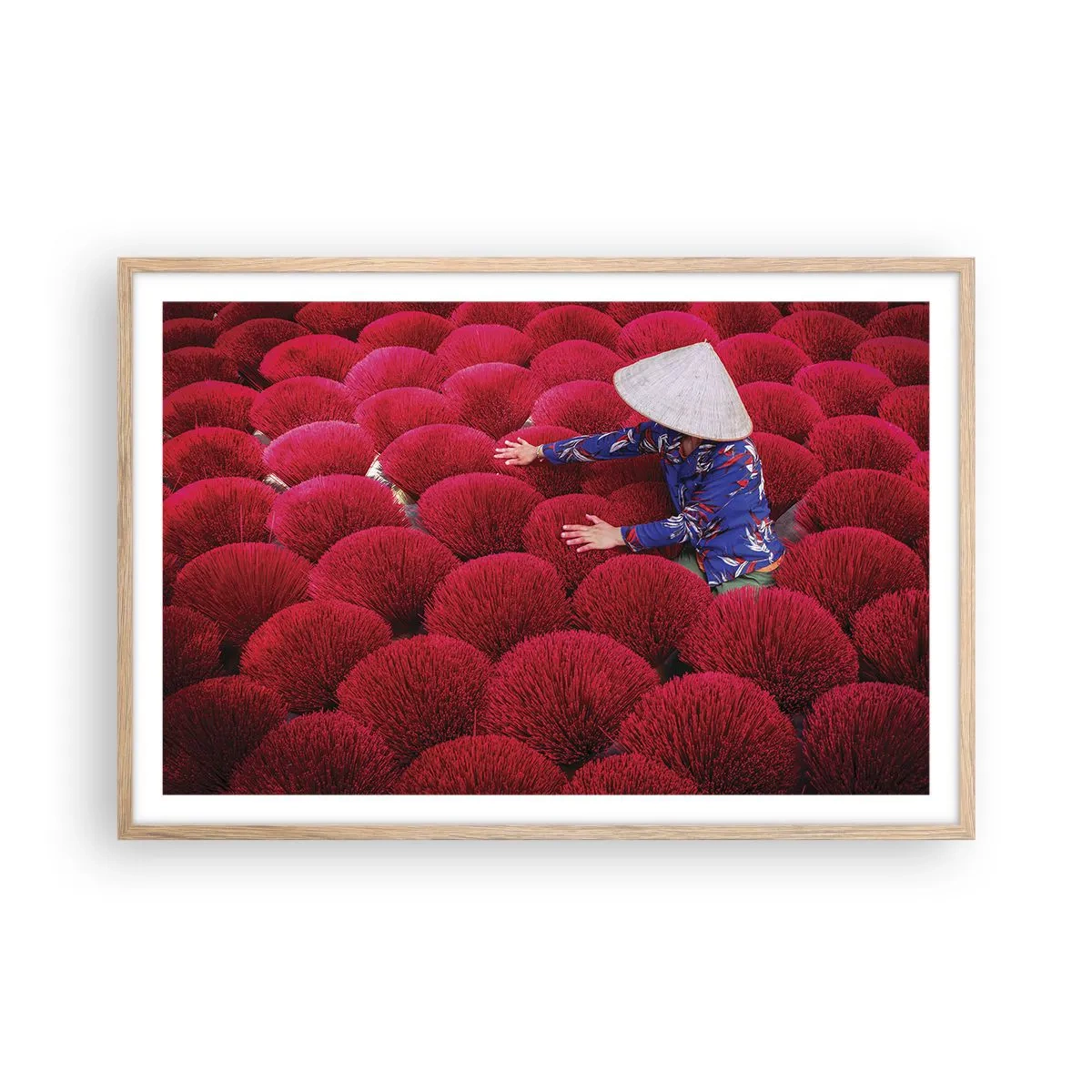 Poster în ramă de stejar deschis - Într-un câmp de orez - 91x61 cm