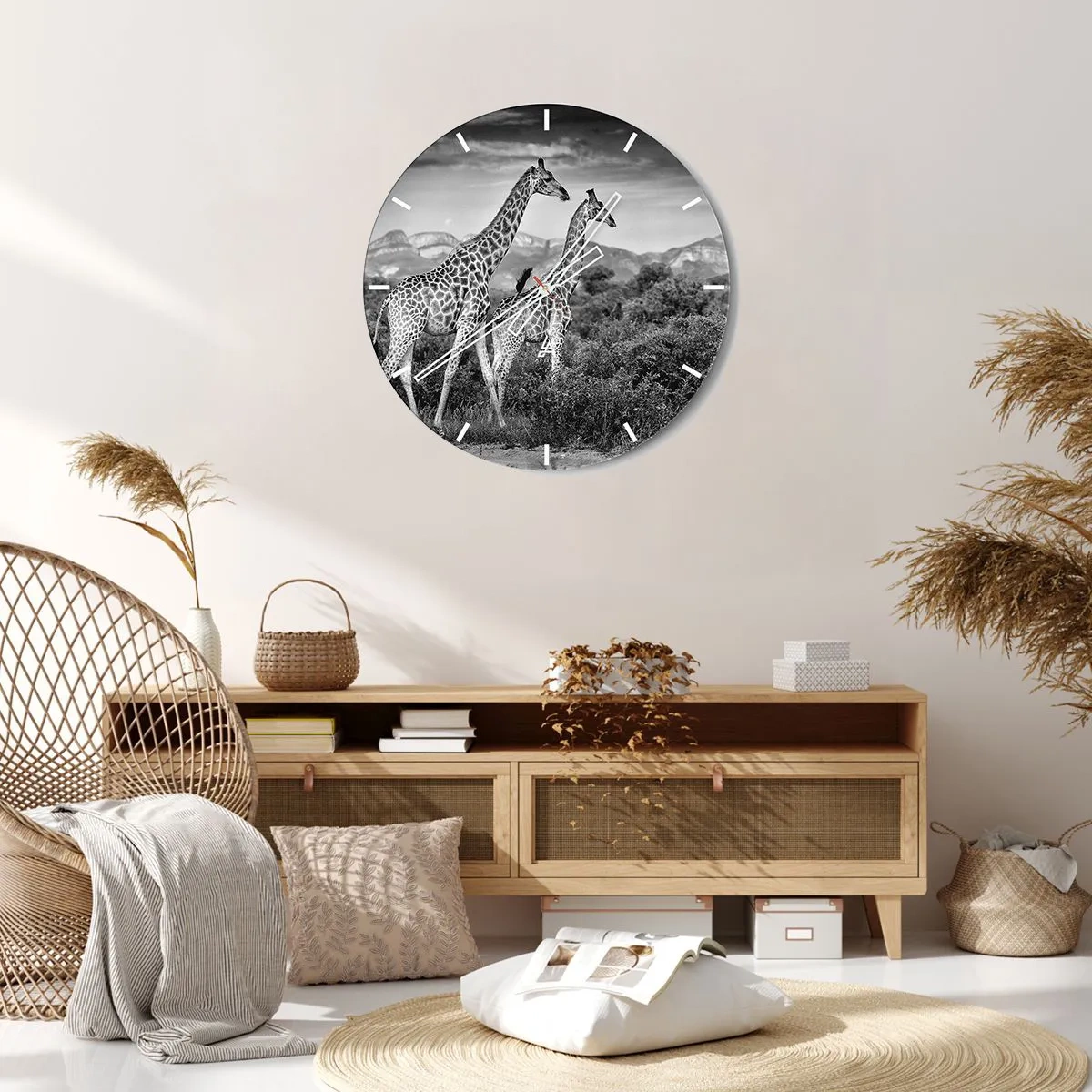 Ceas de perete - Ceas pe sticlă - fotografie alb-negru a două girafe în savană. - 30x30cm - Clasele superioare din Africa - Decorațiune modernă pentru perete pentru living, bucătărie și dormitor ARTTOR