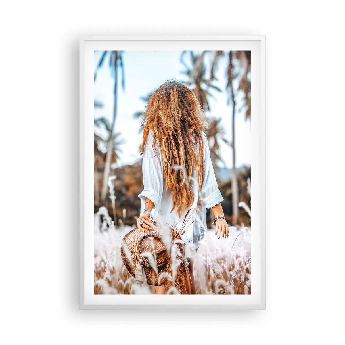 Poster în ramă albă - Născută din puful de iarbă - 61x91 cm