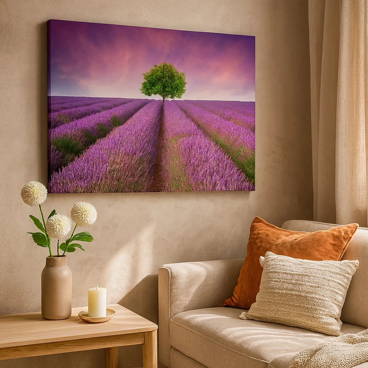 Tablou pe pânză Canvas - Un câmp de lavandă cu un copac singuratic și un cer violet - 70x50cm - În câmpurile de lavandă - Decorațiune modernă pentru perete pentru living și dormitor ARTTOR