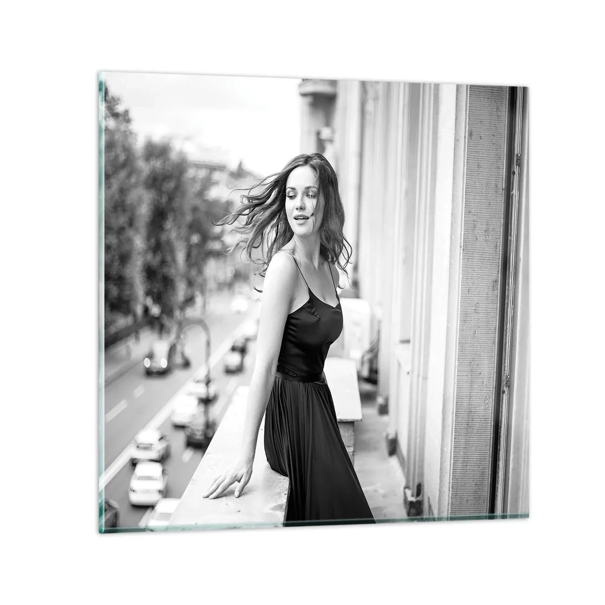 Tablou pe sticlă - Cu siguranță e o fată pariziană - 40x40 cm