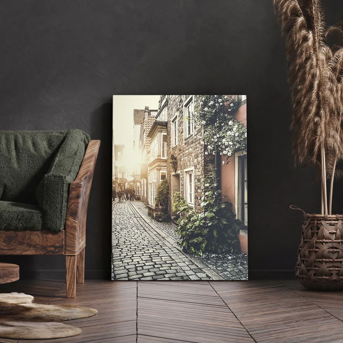 Tablou pe pânză - Străduță în splendoare roz - 55x100 cm