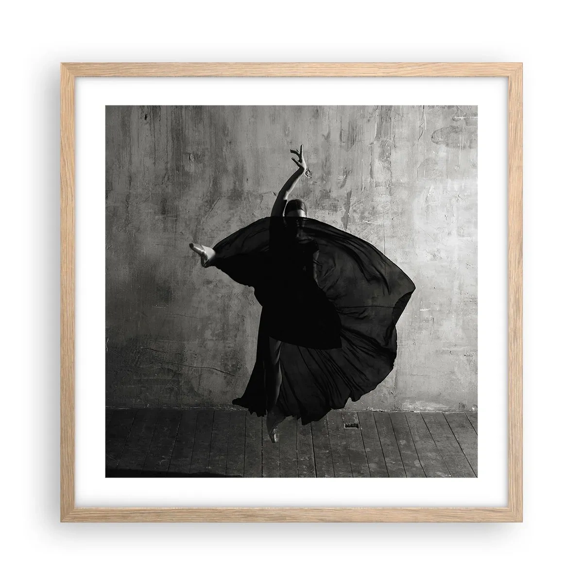 Poster în ramă de stejar deschis - Un pas pasional - 50x50 cm