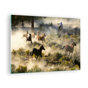 Tablou pe sticlă - O turmă de cai galopând prin praf și un cowboy pe fundalul naturii - 70x50cm - Rivalitatea - libertate sau putere masculină? - Decorațiune modernă pentru perete pentru living și dormitor ARTTOR