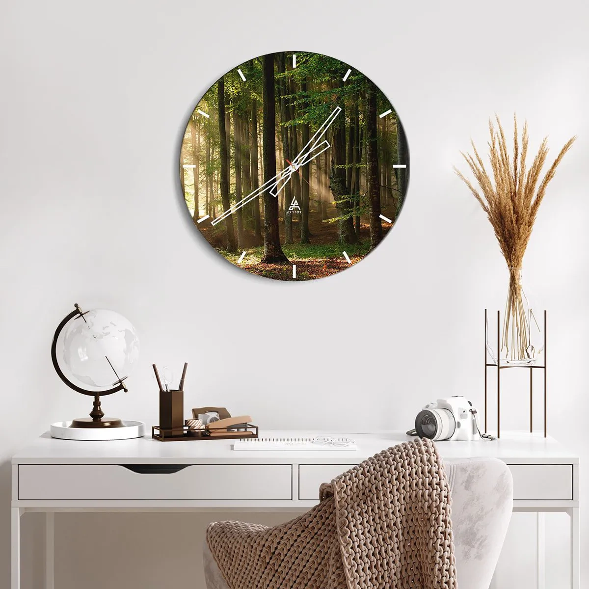 Ceas de perete - Ceas pe sticlă - Razele soarelui strălucesc printre copacii din pădure - 30x30cm - Strălucitoare într-o dimineață de primăvară - Decorațiune modernă pentru perete pentru living, bucătărie și dormitor ARTTOR