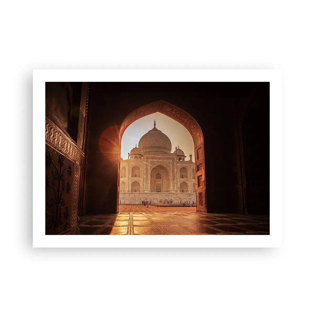 Poster - Un monument al iubirii nepământene - 70x50 cm