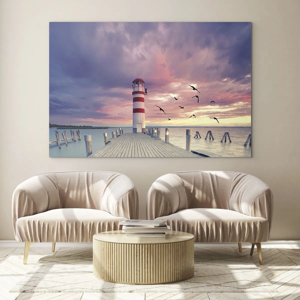 Tablou pe sticlă - Farul de pe dig la apus cu păsările în zbor - 70x50cm - Să ne întoarcem în port - Decorațiune modernă pentru perete pentru living și dormitor ARTTOR
