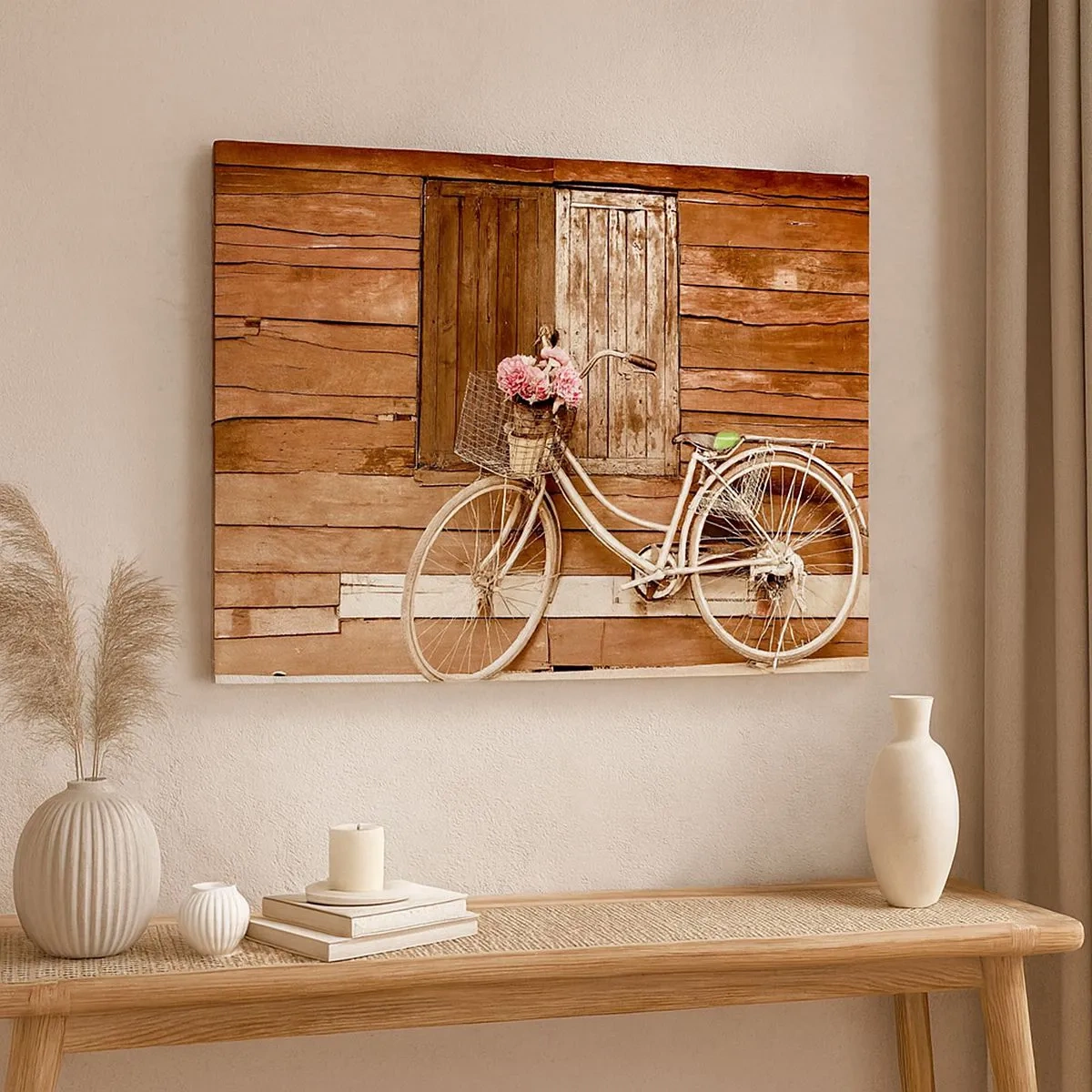 Tablou pe pânză Canvas - O bicicletă cu un coș plin de trandafiri pe un perete de lemn - 70x50cm - Mă întorc imediat - Decorațiune modernă pentru perete pentru living și dormitor ARTTOR