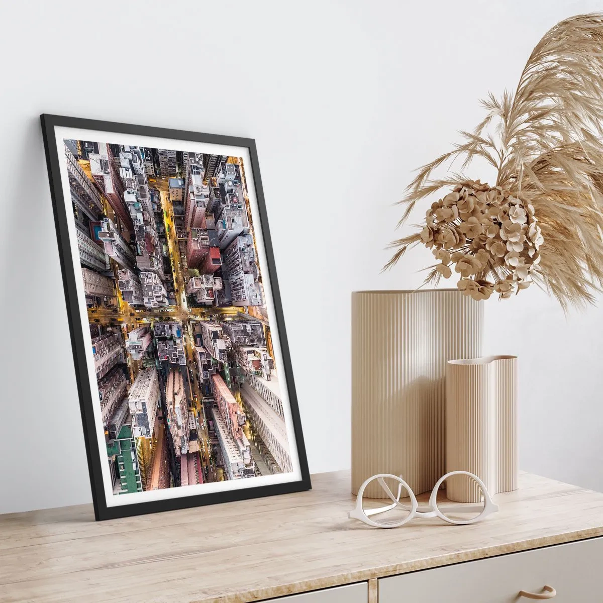 Poster în ramă neagră - Salutări din Hongkong - 70x100 cm