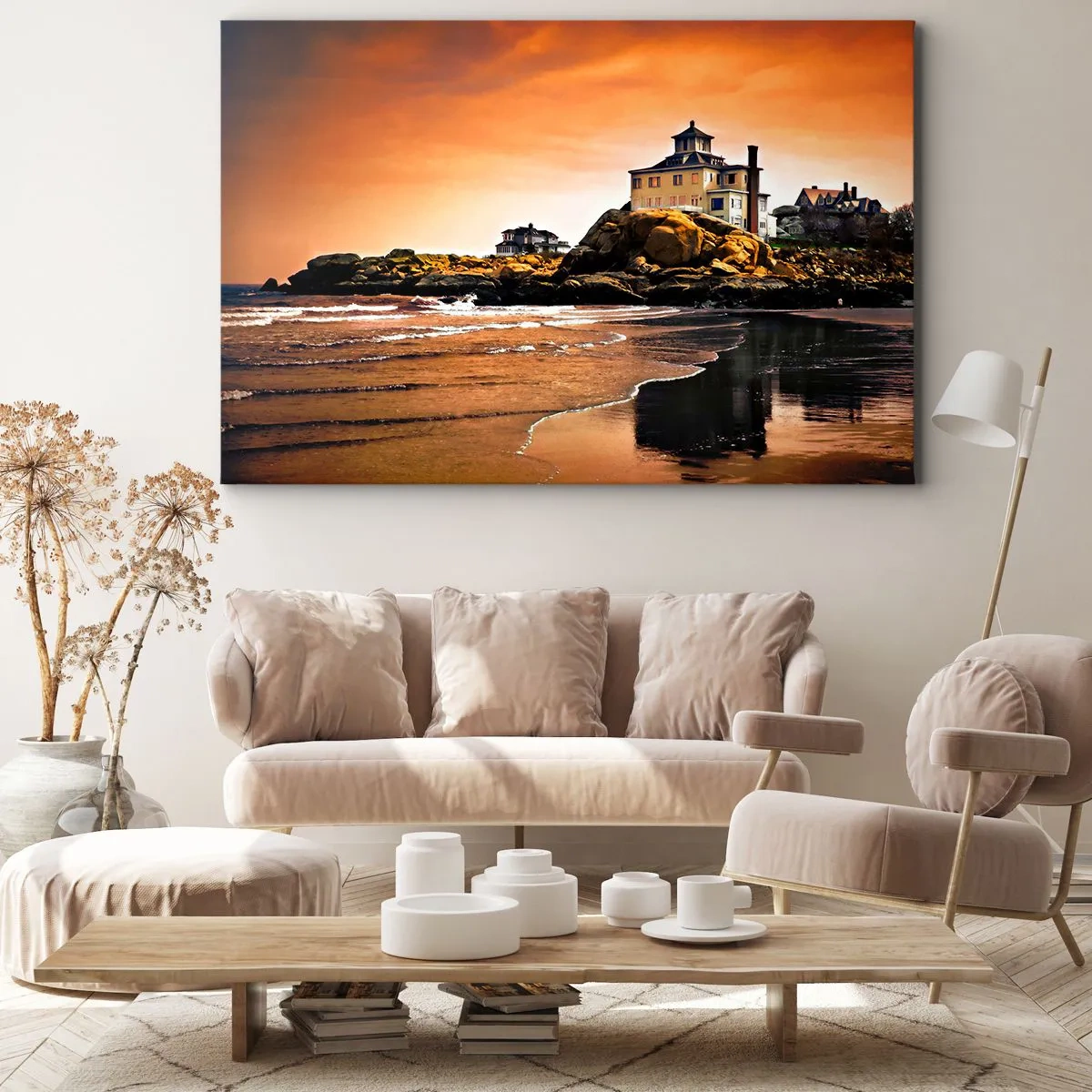 Tablou pe pânză Canvas - O casă pe o stâncă lângă plajă la apus, cu reflexia sa în apă - 70x50cm - Eleganța coastei de vest - Decorațiune modernă pentru perete pentru living și dormitor ARTTOR