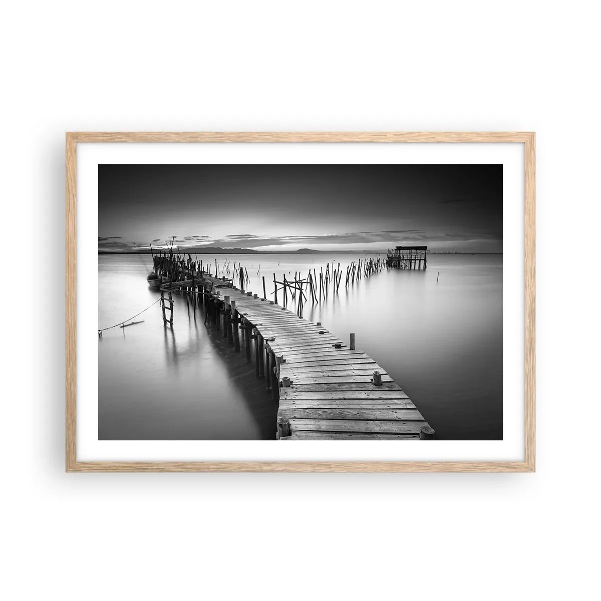 Poster în ramă de stejar deschis - Liniștea unui țărm uitat - 70x50 cm