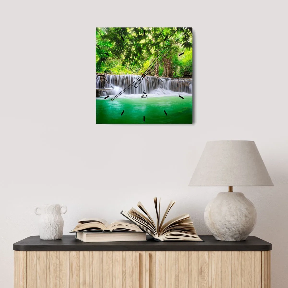 Ceas de perete - Ceas pe sticlă - Cascada verde - 40x40 cm