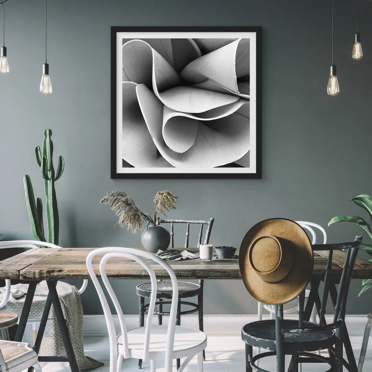 Poster în ramă neagră - Se întâmplă în spațiu - 50x50 cm