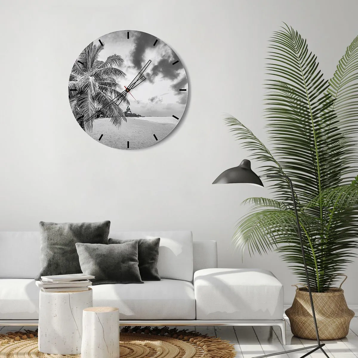 Ceas de perete - Ceas pe sticlă - Plajă cu palmieri în alb și negru - 30x30cm - Când tânjești după singurătate... - Decorațiune modernă pentru perete pentru living, bucătărie și dormitor ARTTOR