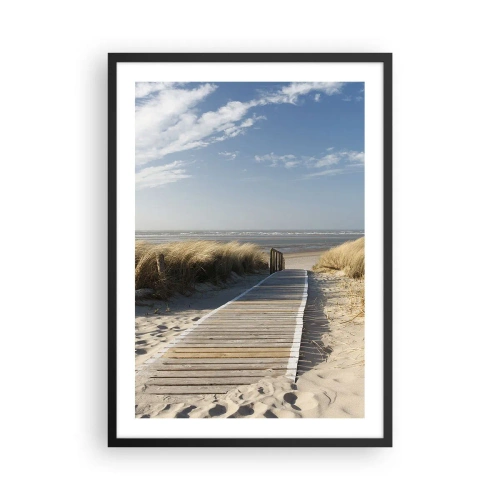 Poster în ramă neagră - Cale de plajă printre dune cu cer albastru - 50x70cm - În spatele dunei, în zumzetul ierbii - Decorațiune modernă pentru perete pentru living și dormitor ARTTOR