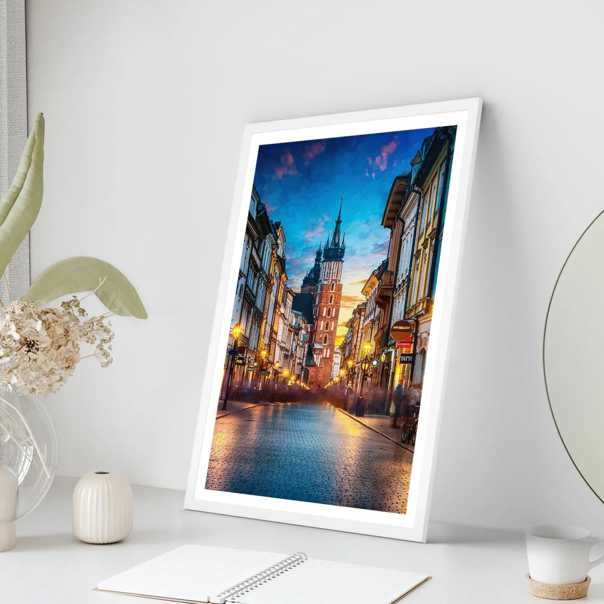 Poster în ramă albă - Farmecul Cracoviei - 50x70 cm